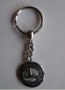 Kľúčenka Mercedes b/ch kovová